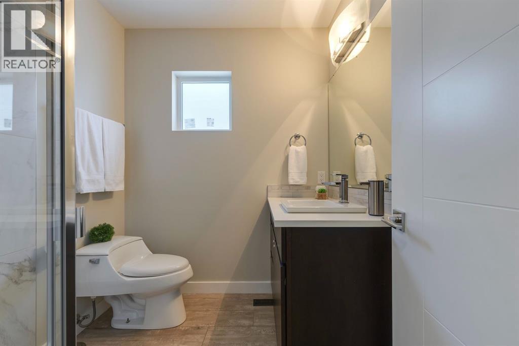 Single Family House for Sale in   Avenue SW Erlton Calgary 