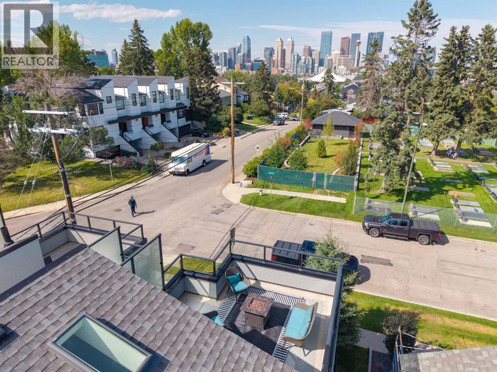 Single Family House for Sale in   Avenue SW Erlton Calgary 