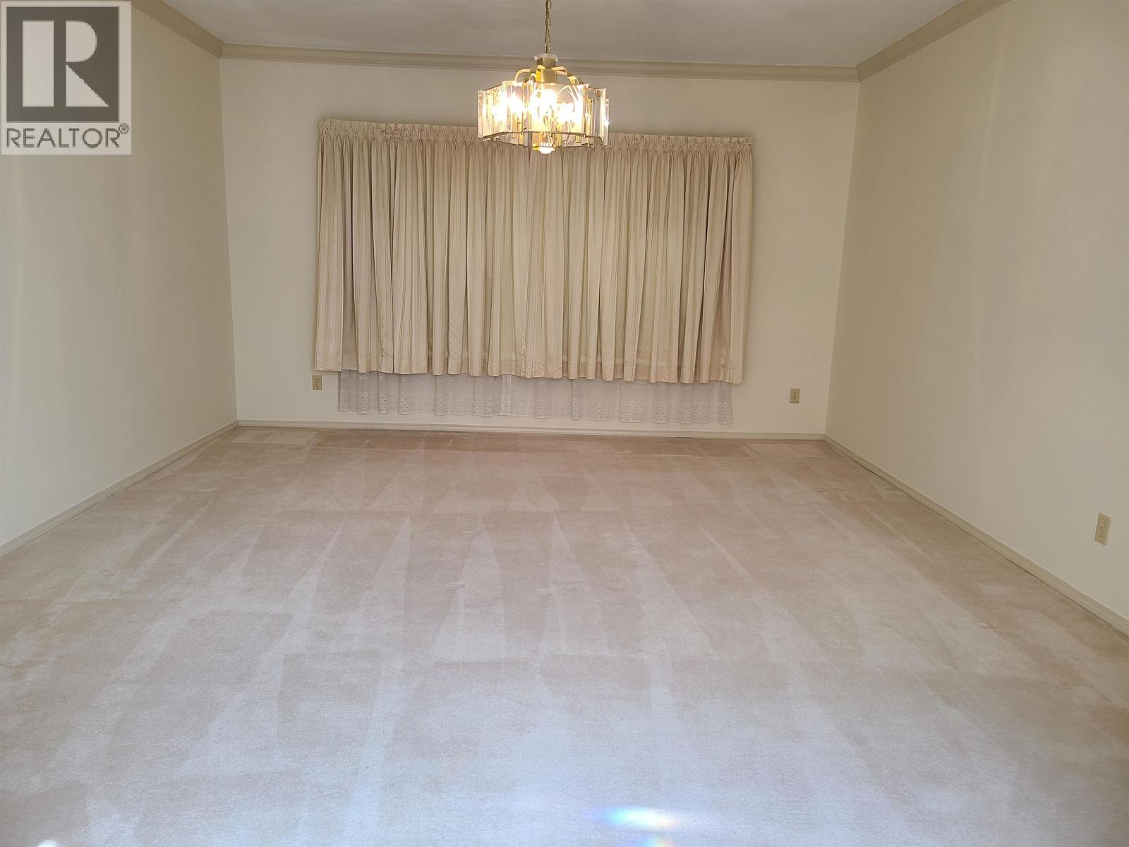 Photo 2 of 2209 W 36th Avenue, Vancouver BC
