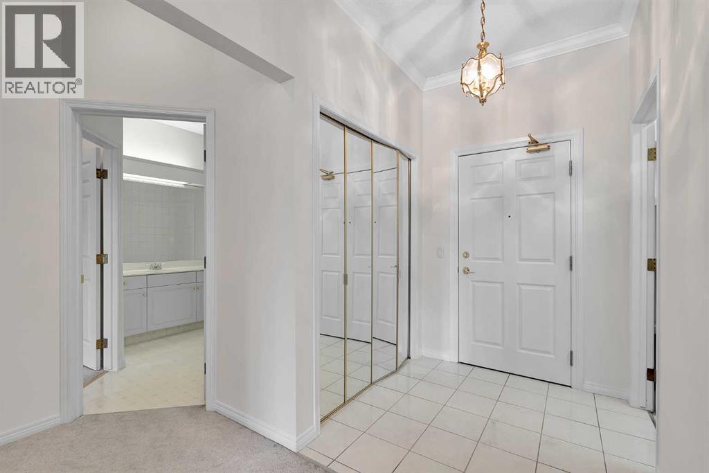 Photo 5 of 108 9449 19 Street Sw, Calgary AB