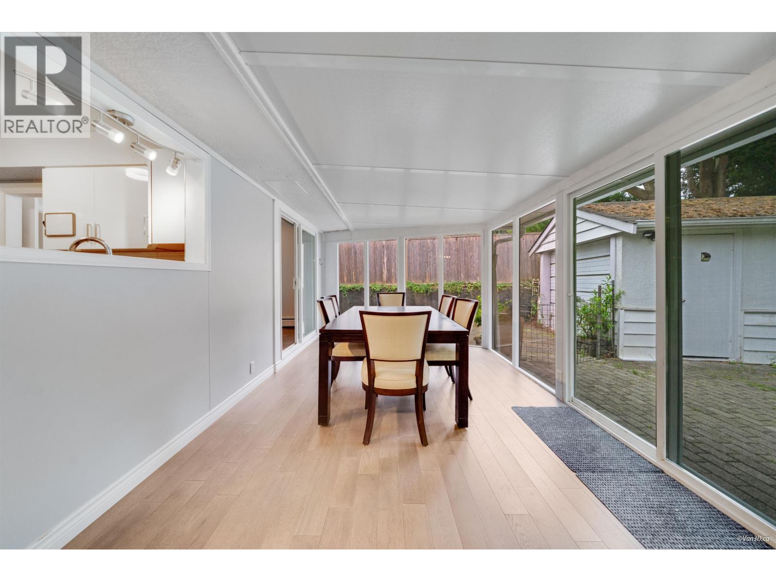 Photo 32 of 4366 Gilpin Crescent, Burnaby BC