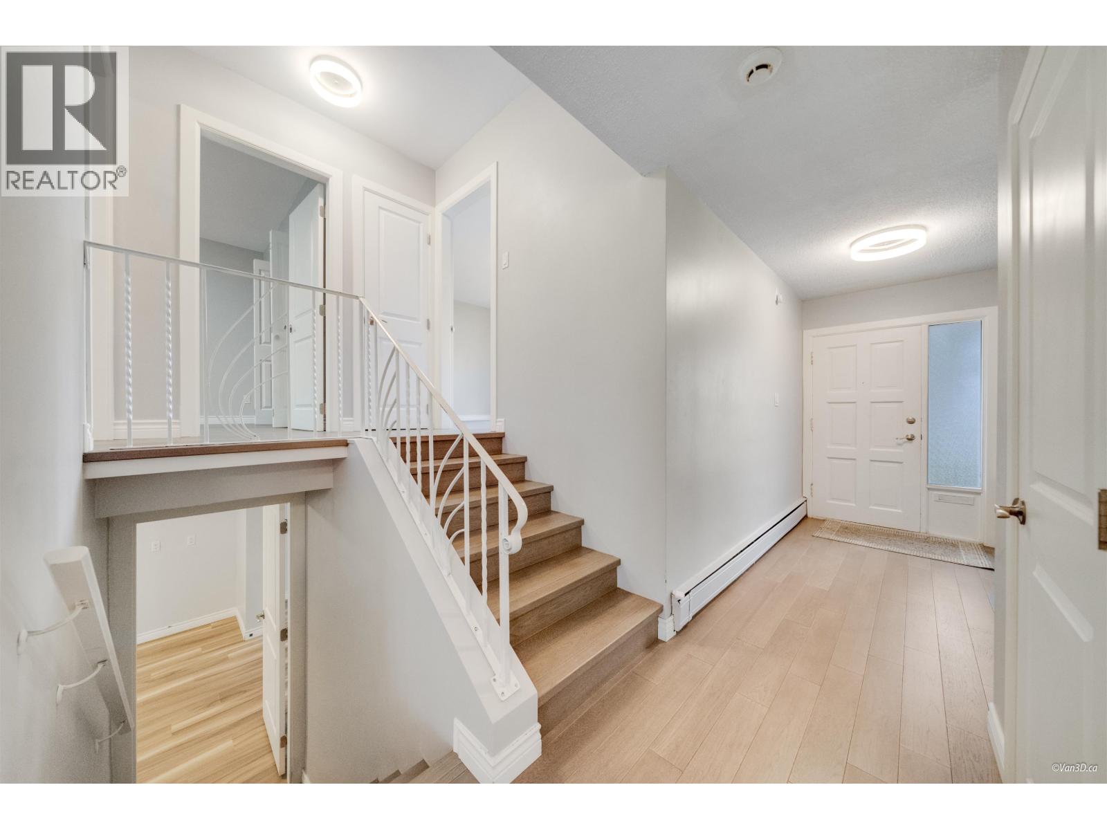 Photo 27 of 4366 Gilpin Crescent, Burnaby BC
