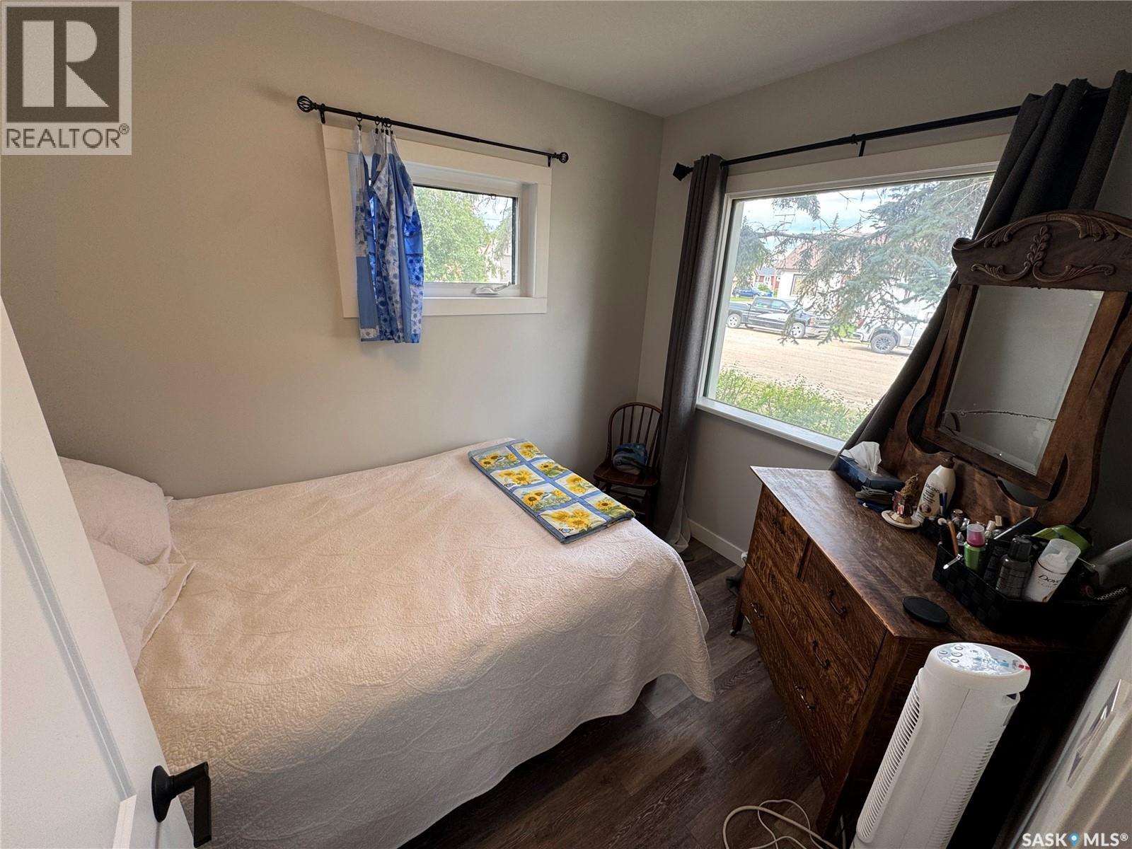 Photo 5 of 505 1st Avenue, Odessa SK
