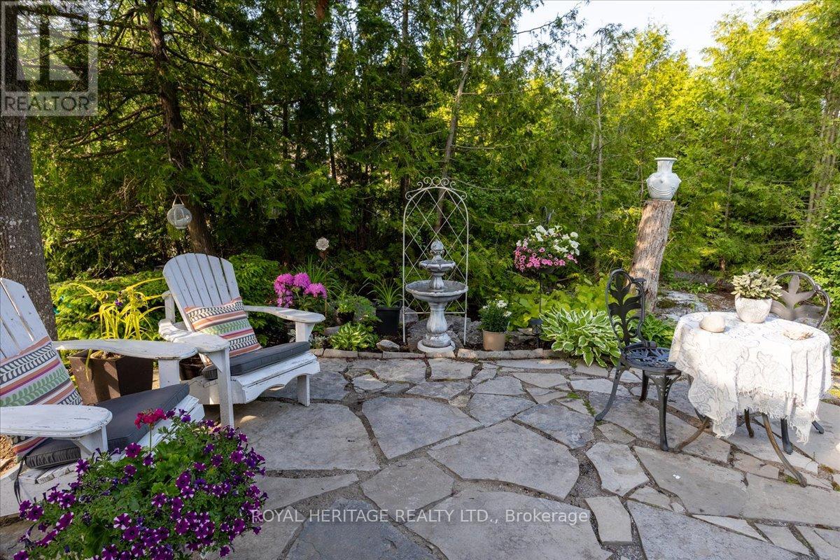 Photo 24 of 38 Patricia Place, Kawartha Lakes ON