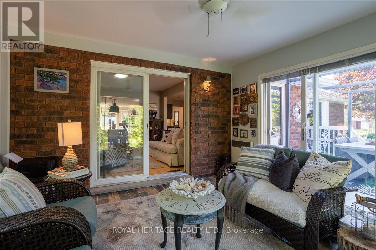 Photo 11 of 38 Patricia Place, Kawartha Lakes ON