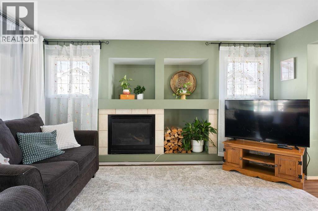 Single Family House for Sale in  Covepark Crescent Coventry Hills Calgary 