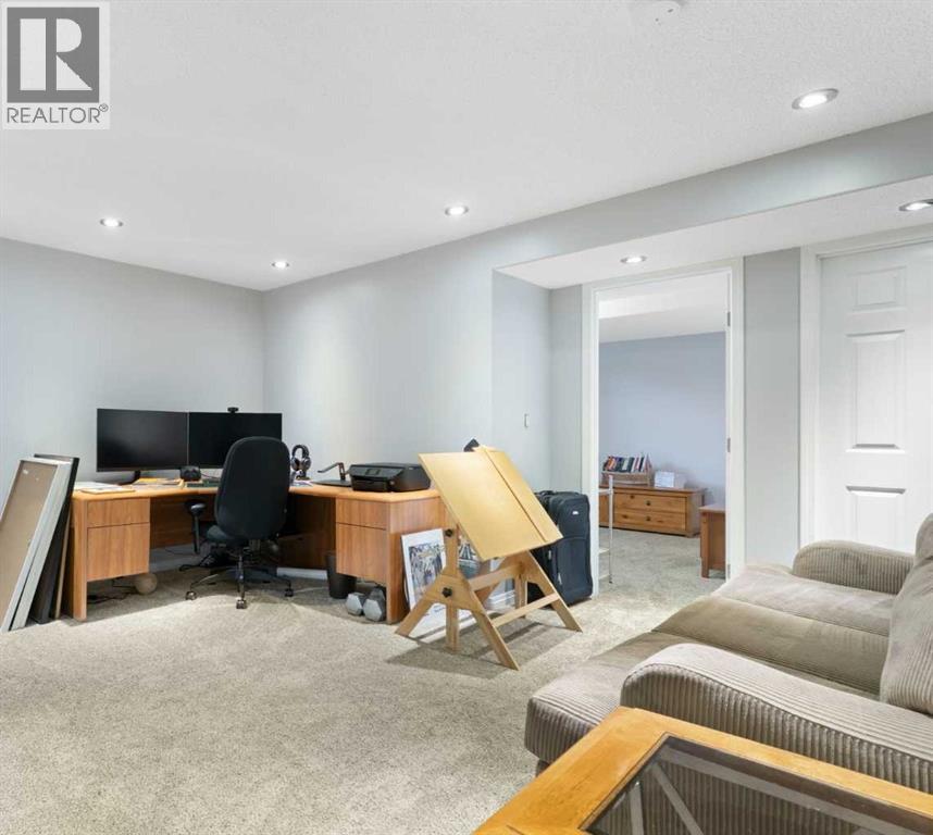 Single Family House for Sale in  Covepark Crescent Coventry Hills Calgary 