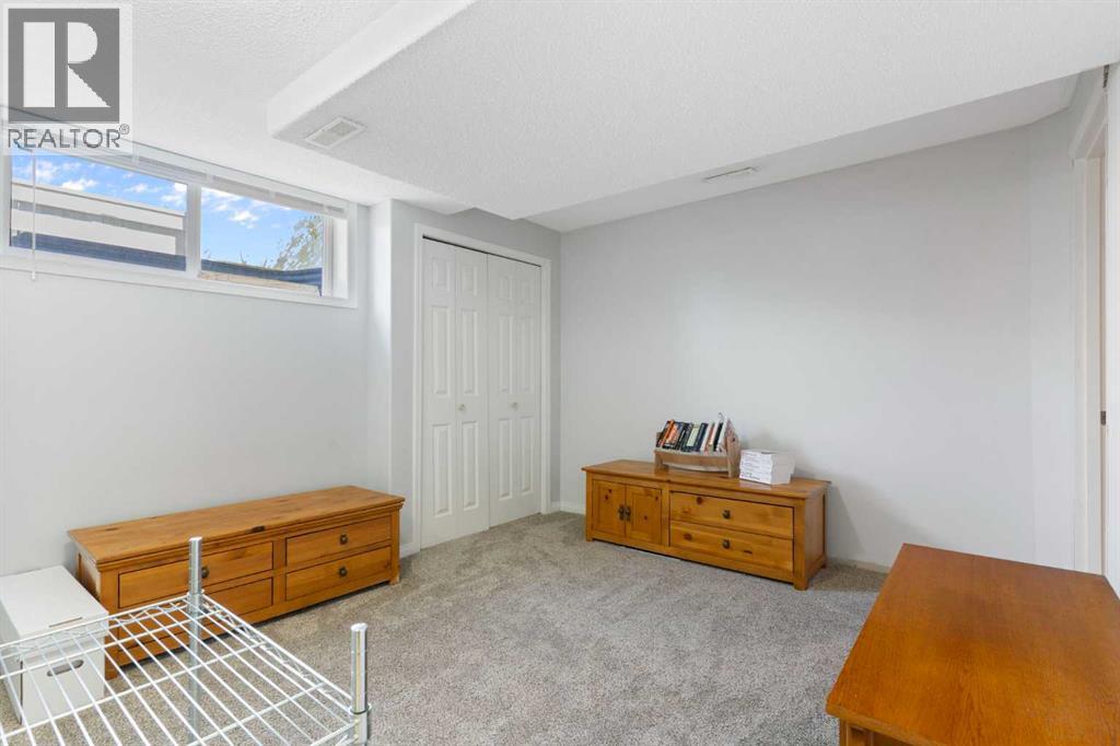 Single Family House for Sale in  Covepark Crescent Coventry Hills Calgary 