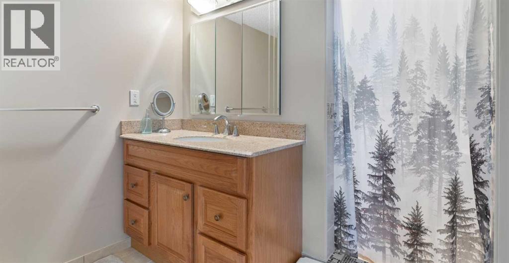 Single Family House for Sale in  Covepark Crescent Coventry Hills Calgary 