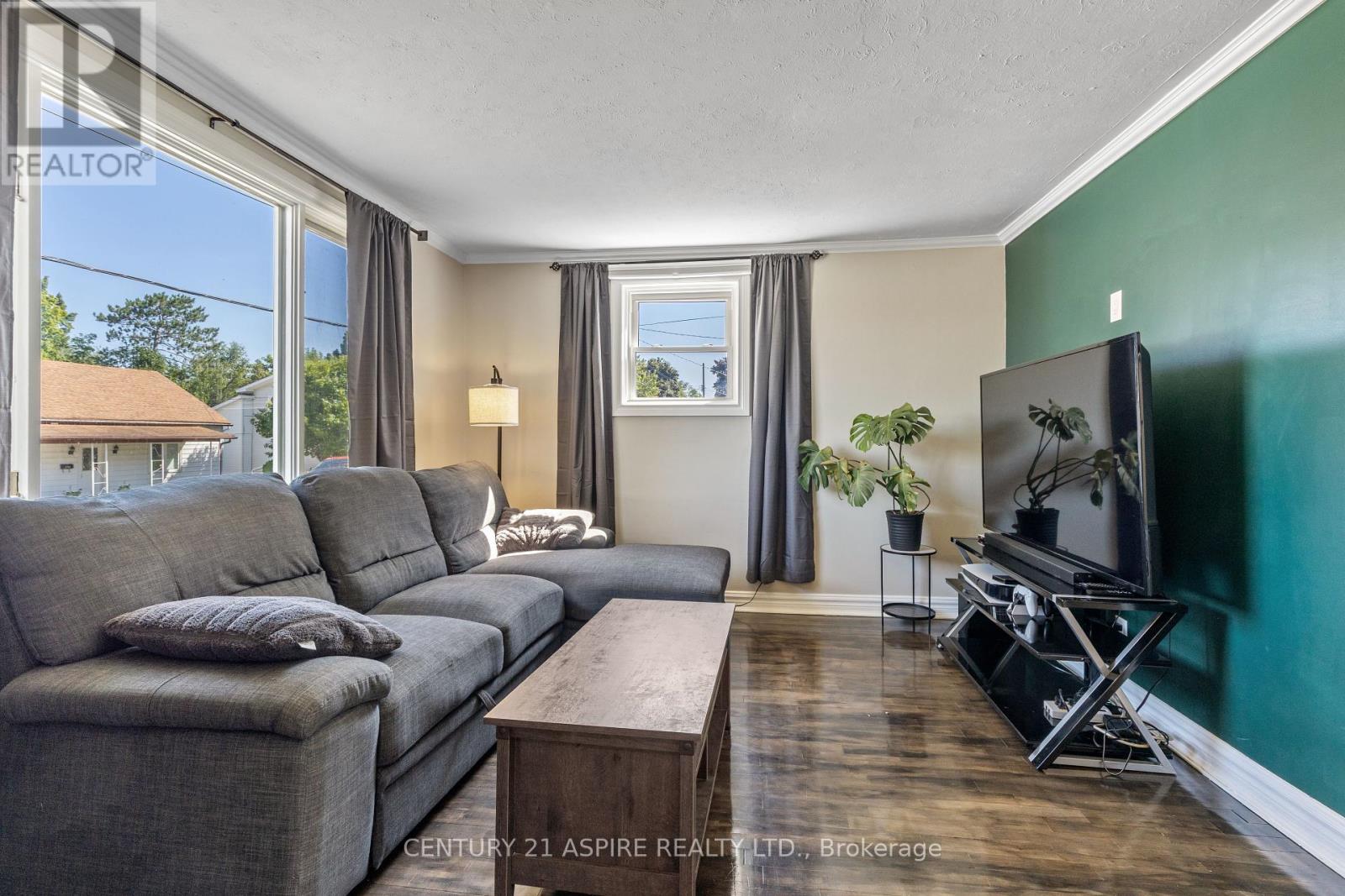 Photo 4 of 496 Wilbert Street, Pembroke ON