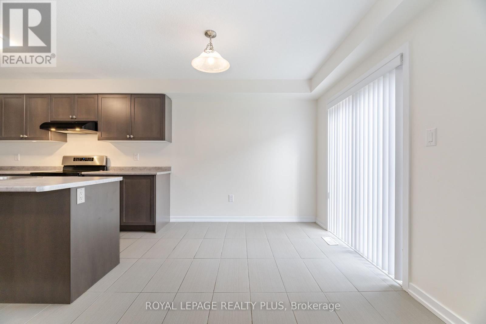 Photo 12 of 12 Pagebrook Crescent, Hamilton ON