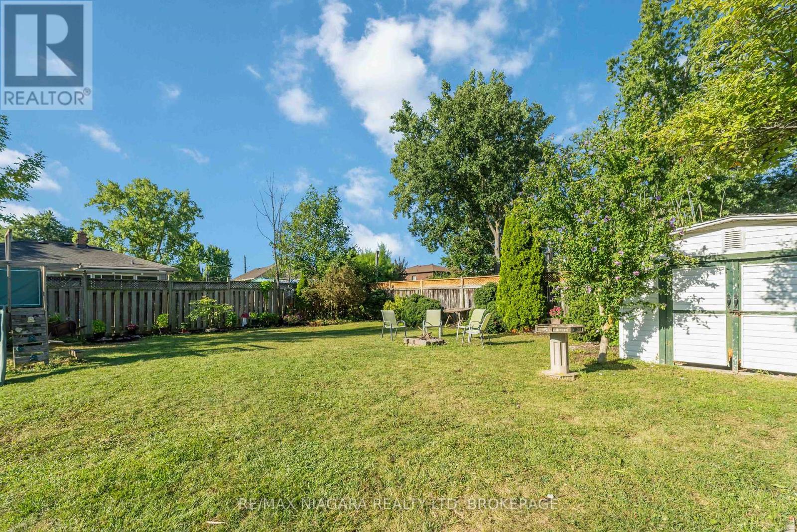 Photo 35 of 36 Admiral Road, St Catharines ON