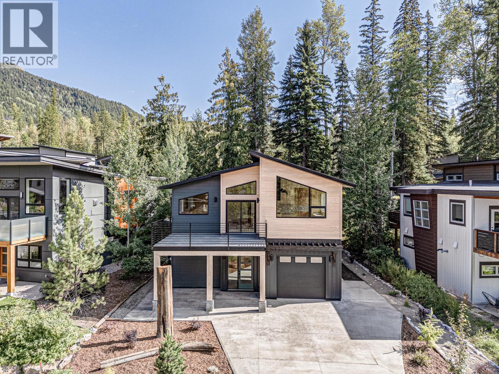 Photo 17 of 16 Piedmont Drive, Fernie BC