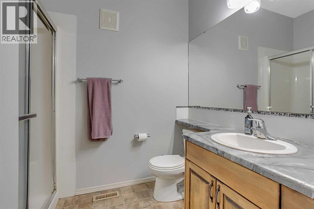Photo 17 of 123 Vanier Drive, Red Deer AB
