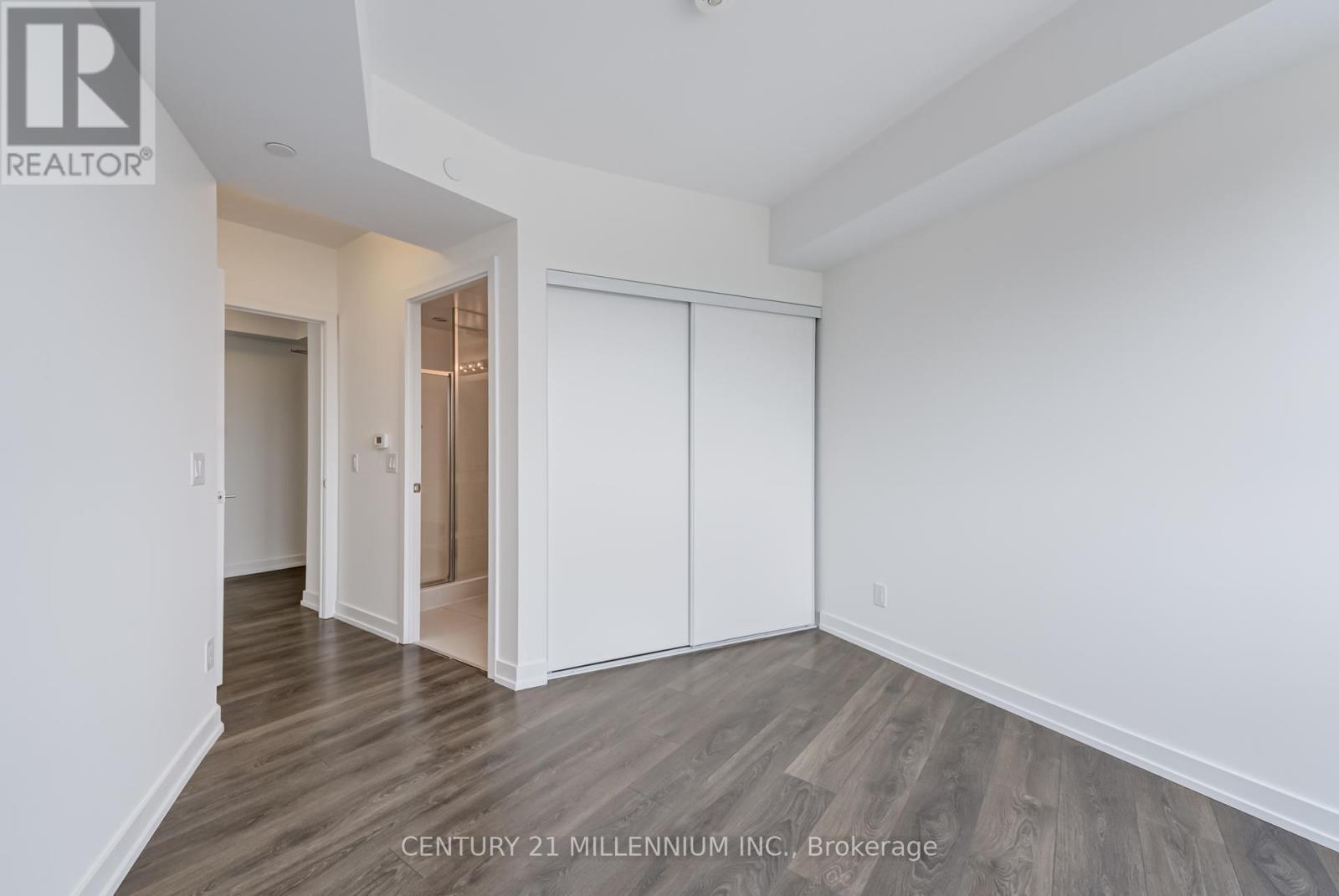 Photo 23 of 708 159 Wellesley Street, Toronto ON