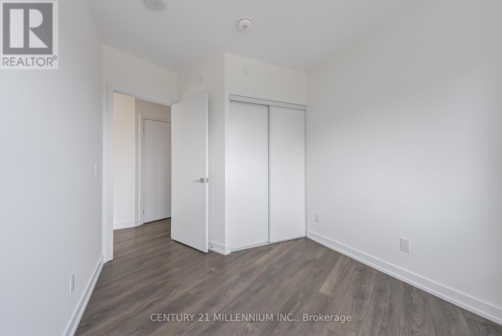 Photo 27 of 708 159 Wellesley Street, Toronto ON