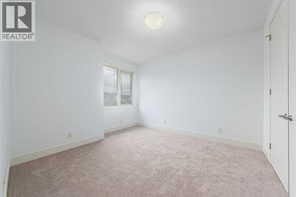 Single Family House for Sale in  Chaparral Valley Square SE Chaparral Calgary 