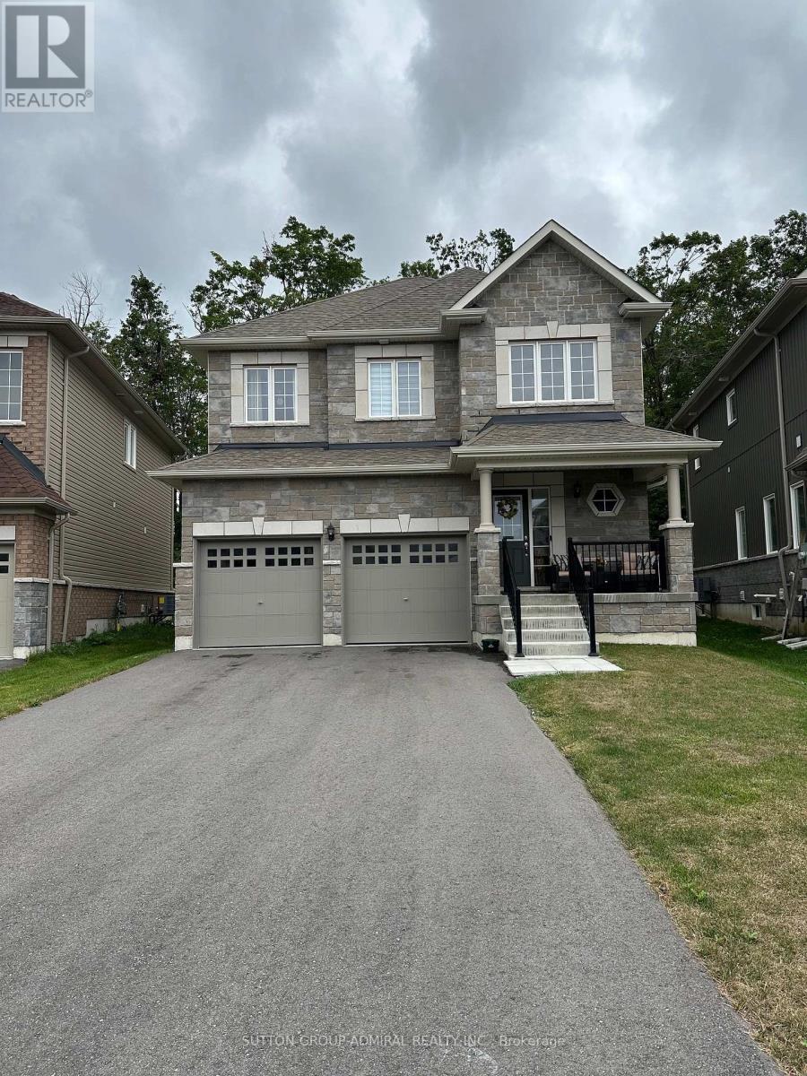 Photo 1 of 39 Atlantis Drive, Orillia ON