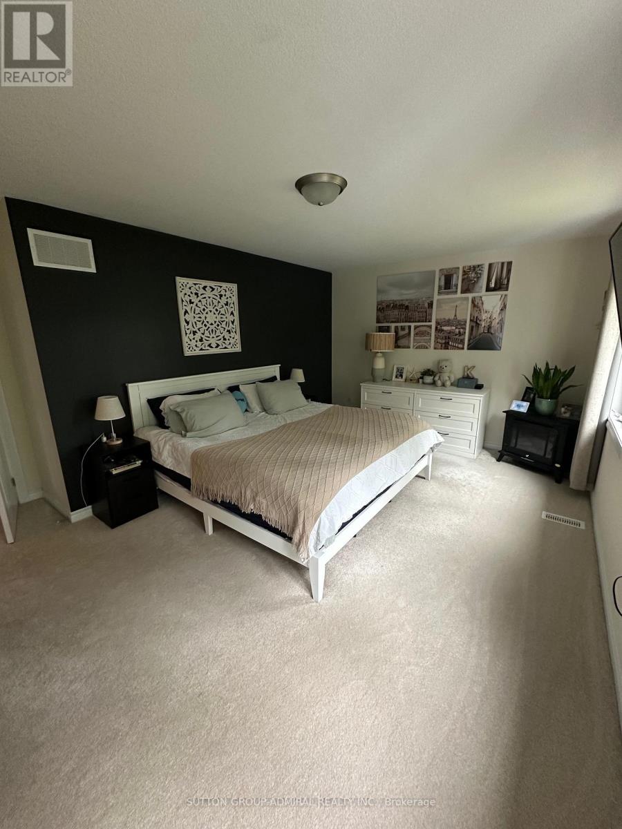 Photo 16 of 39 Atlantis Drive, Orillia ON
