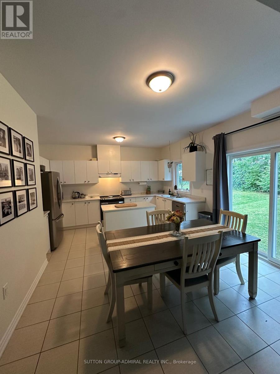 Photo 9 of 39 Atlantis Drive, Orillia ON