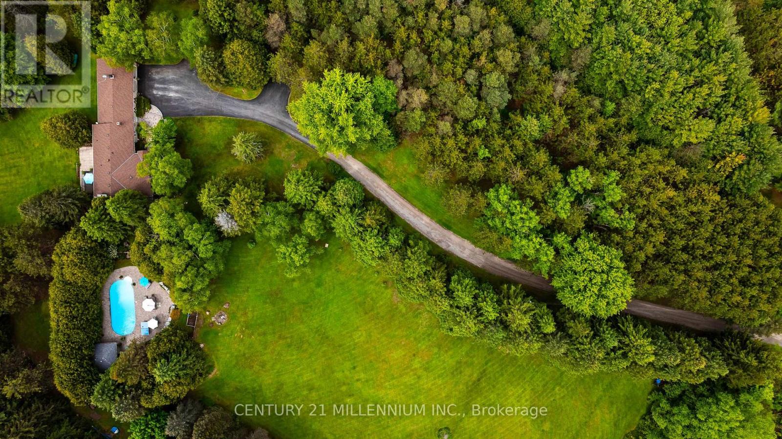 Photo 2 of 7302 Coolihans Side Road, Caledon ON
