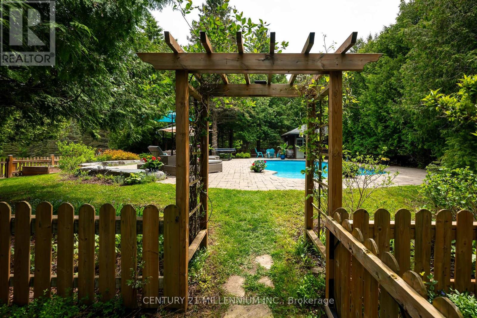 Photo 30 of 7302 Coolihans Side Road, Caledon ON