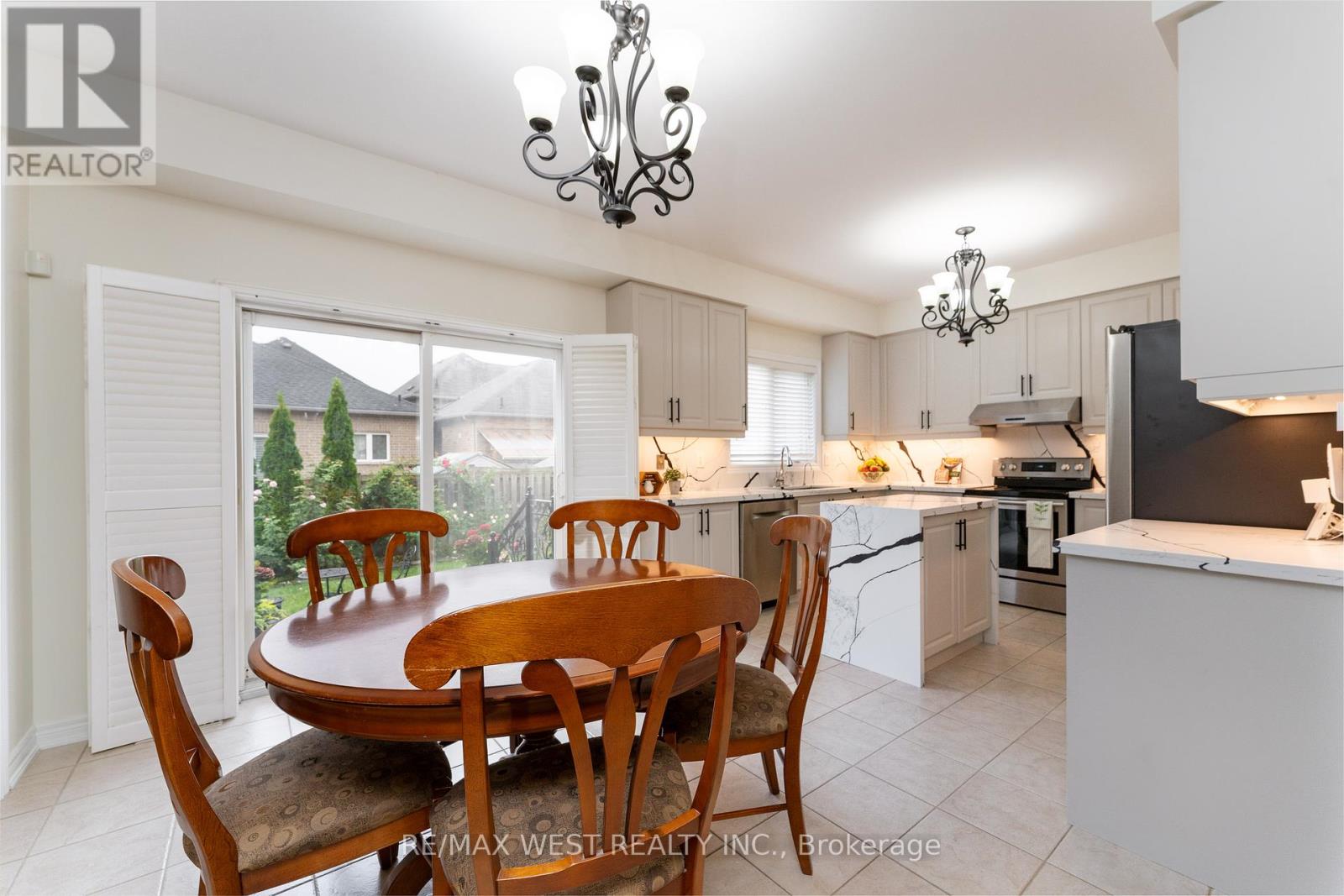 Photo 15 of 8 Yellow Avens Boulevard, Brampton ON