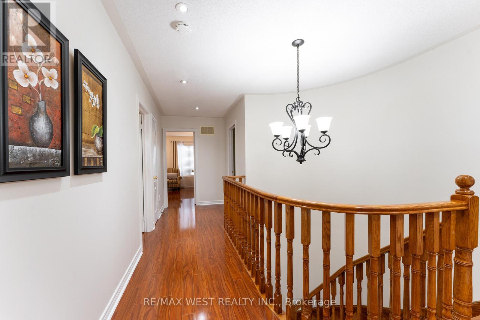 Photo 21 of 8 Yellow Avens Boulevard, Brampton ON