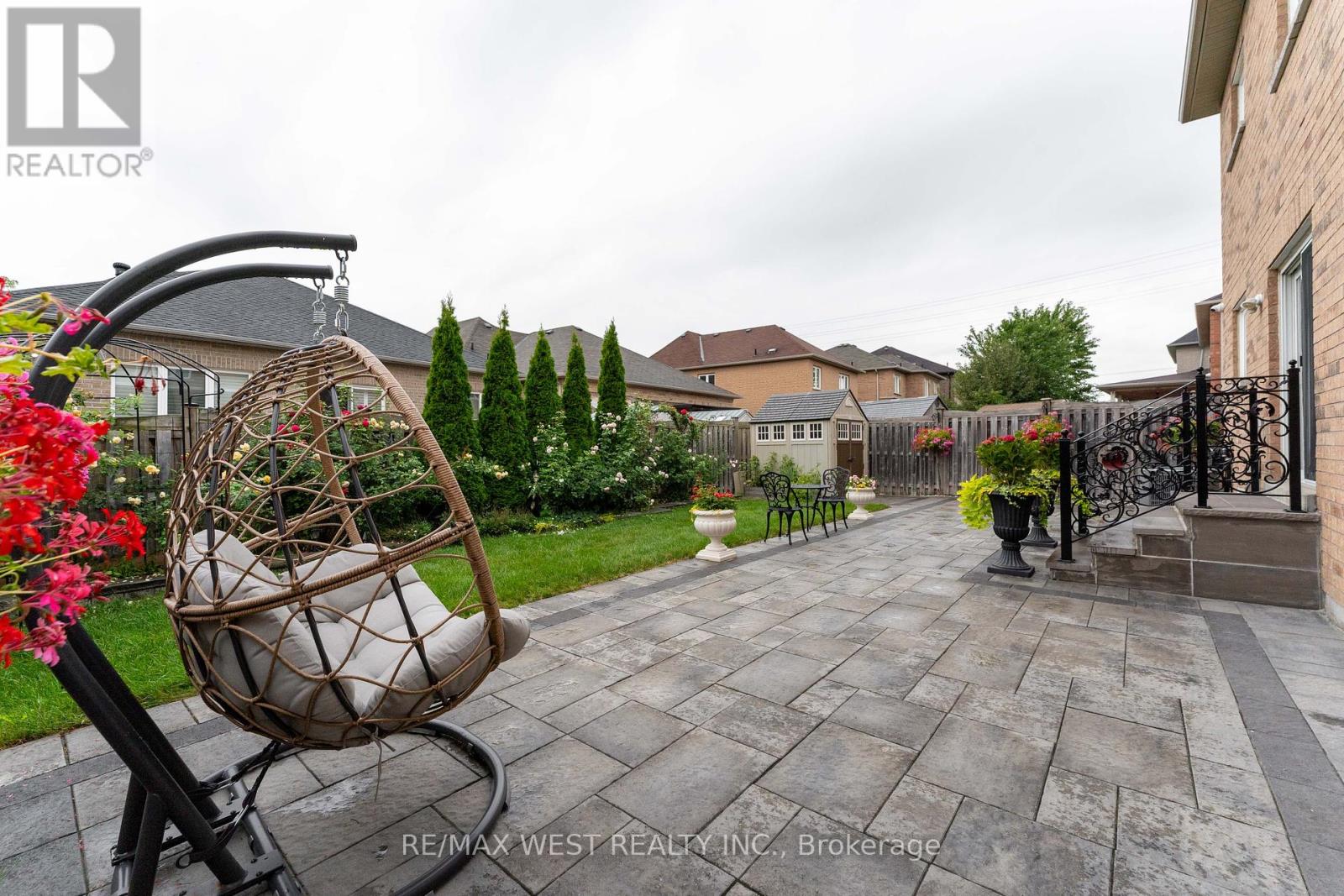 Photo 47 of 8 Yellow Avens Boulevard, Brampton ON