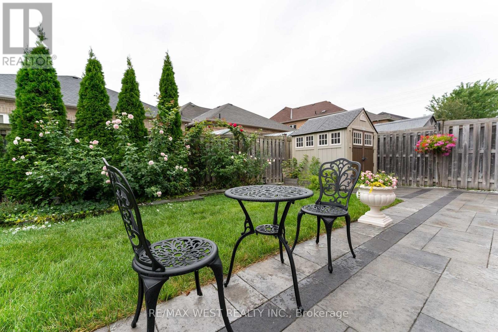Photo 48 of 8 Yellow Avens Boulevard, Brampton ON