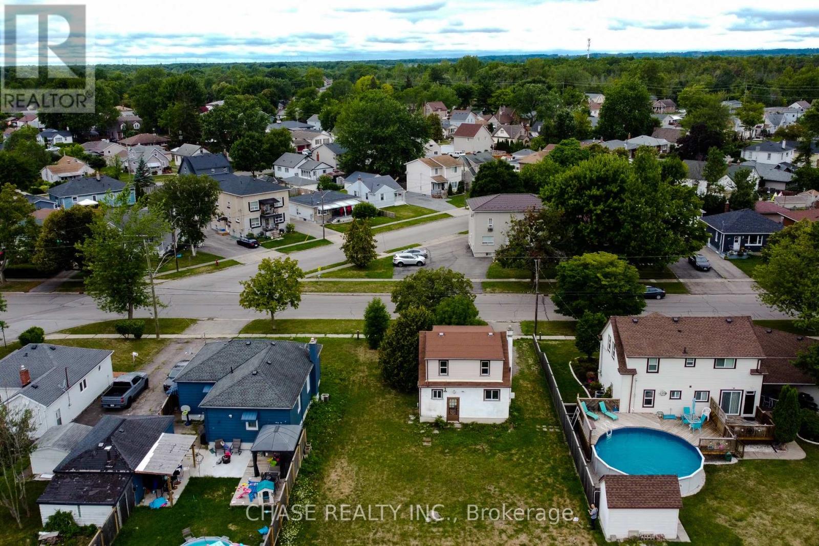Photo 13 of 107 Saint George Street, Welland ON