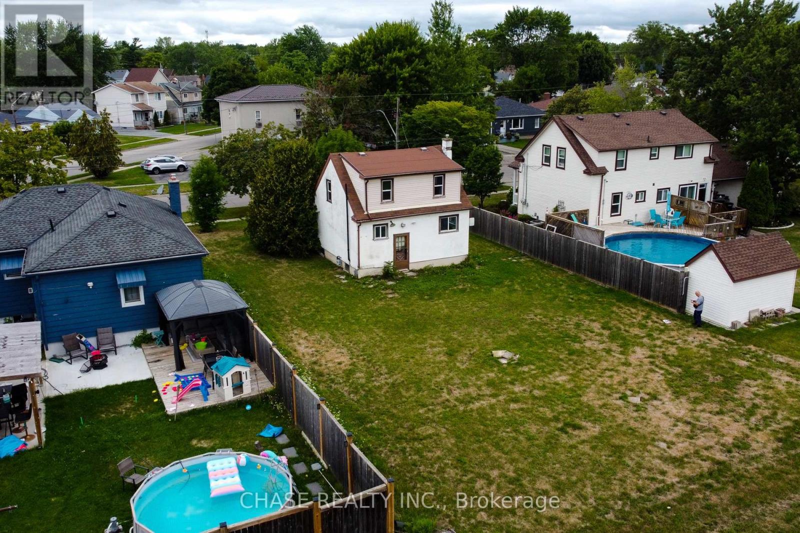 Photo 16 of 107 Saint George Street, Welland ON