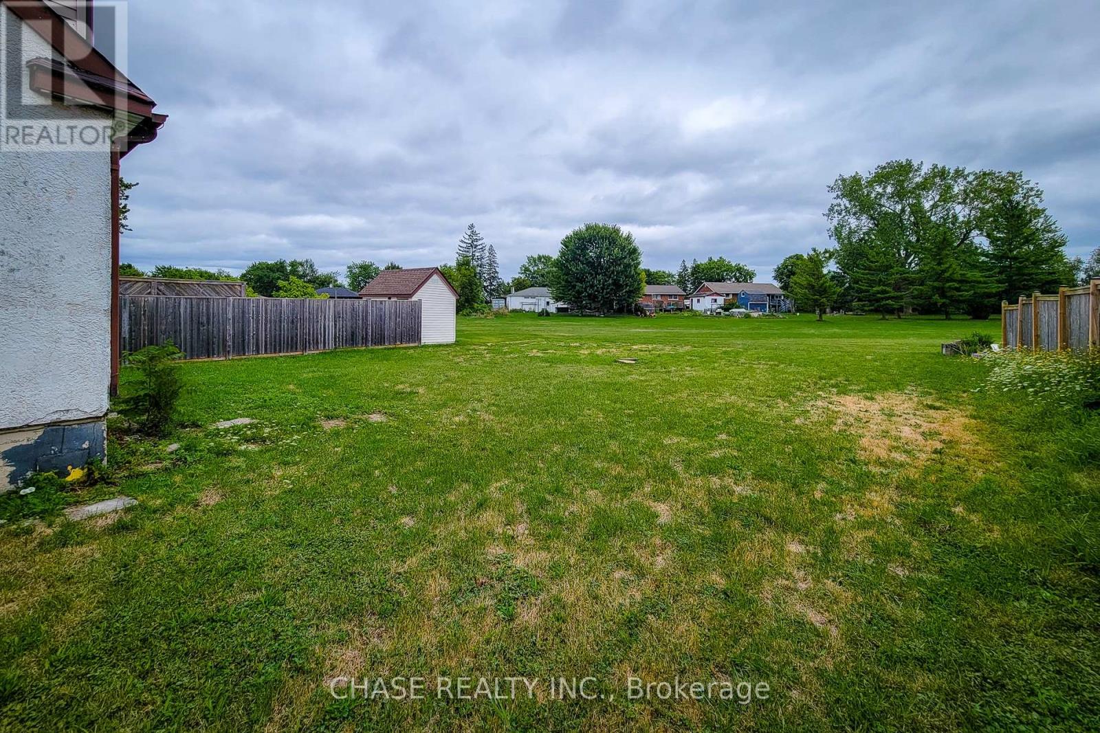 Photo 4 of 107 Saint George Street, Welland ON