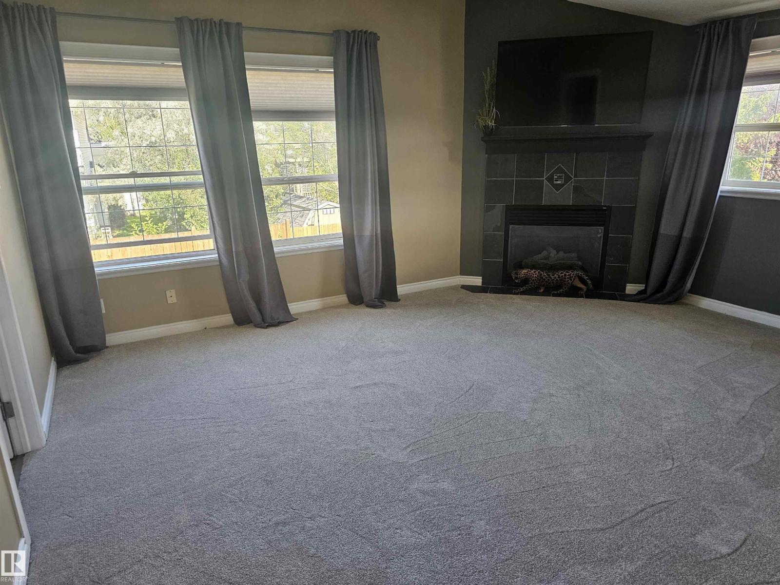 Photo 10 of 4302 43 Av, Beaumont AB