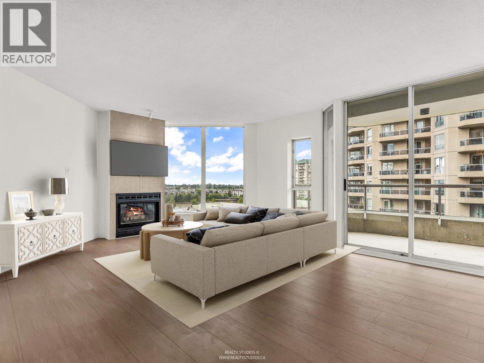 Photo 1 of 1003 1135 Quayside Drive, New Westminster BC