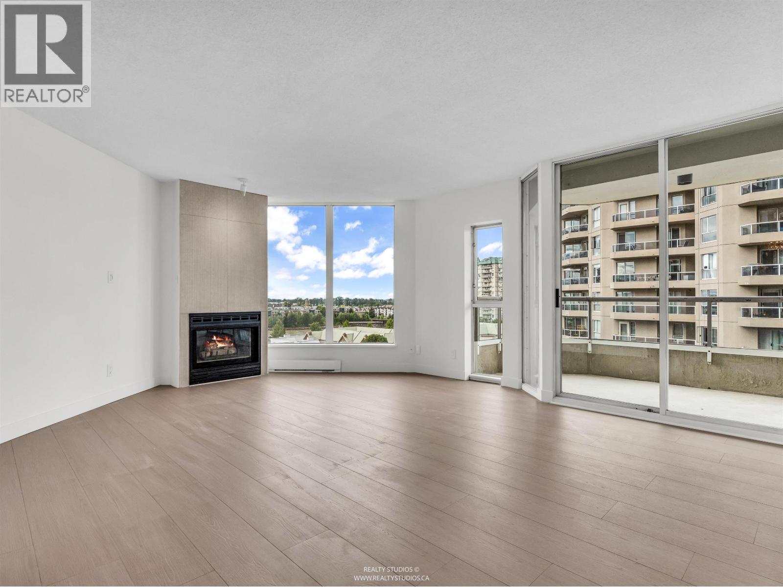 Photo 10 of 1003 1135 Quayside Drive, New Westminster BC