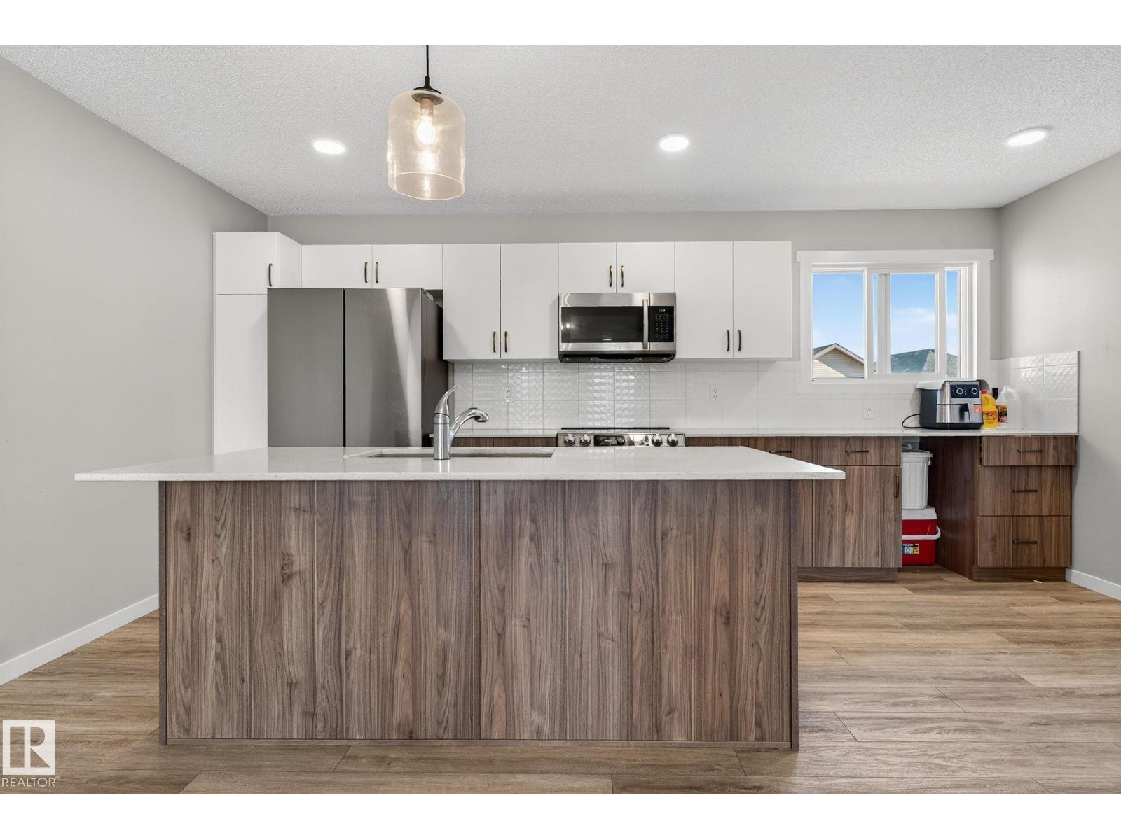 Photo 16 of 1234 Aster Bv Nw, Edmonton AB
