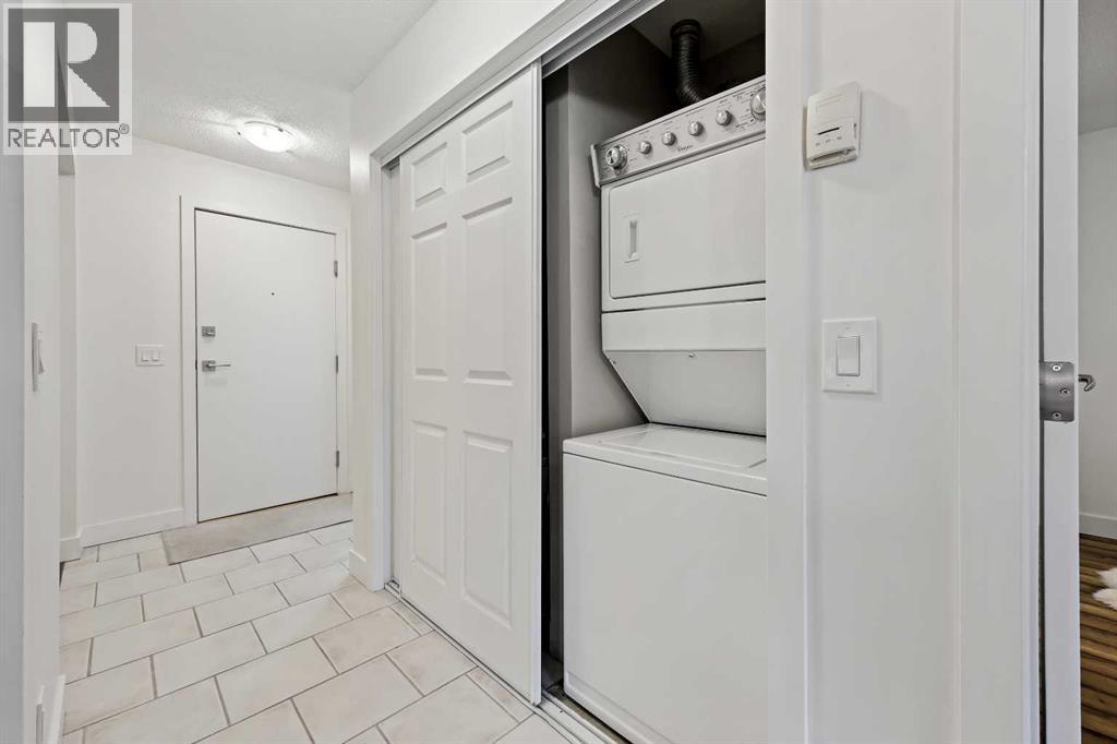 Single Family House for Sale in   Richard Court SW Lincoln Park Calgary 