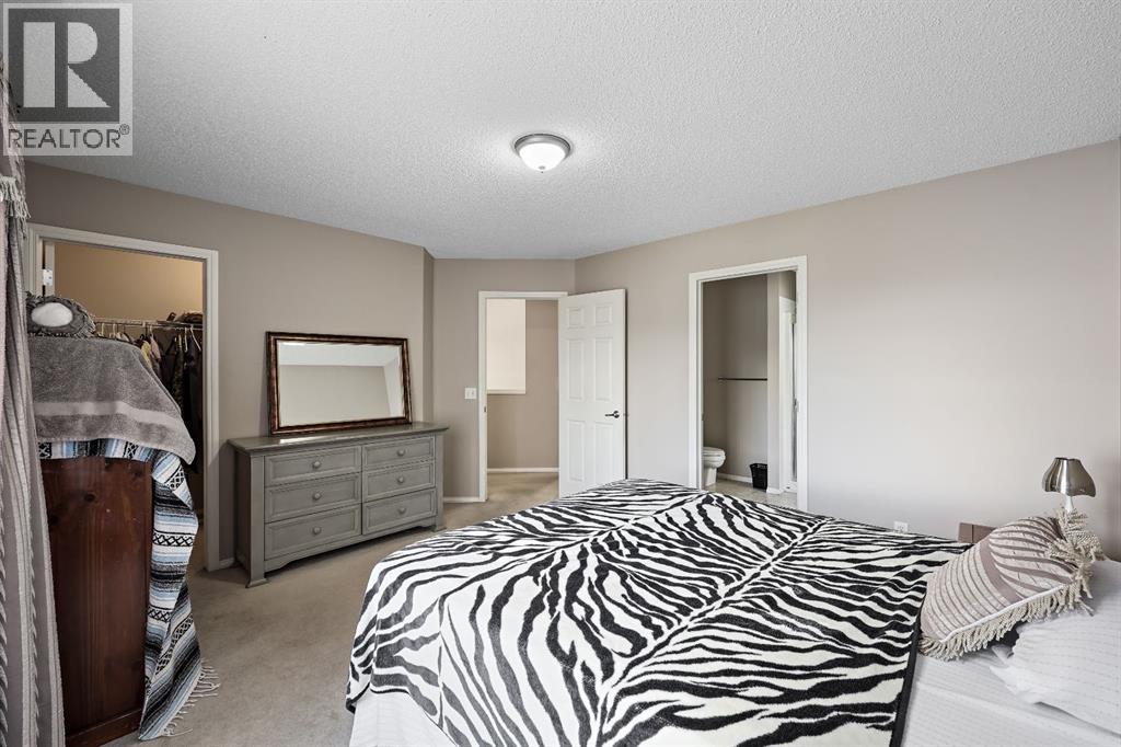 Single Family House for Sale in  Saddleridge Close NE Saddle Ridge Calgary 