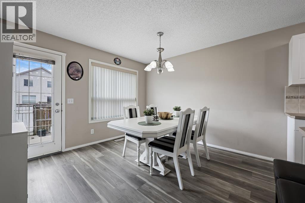 Single Family House for Sale in  Saddleridge Close NE Saddle Ridge Calgary 