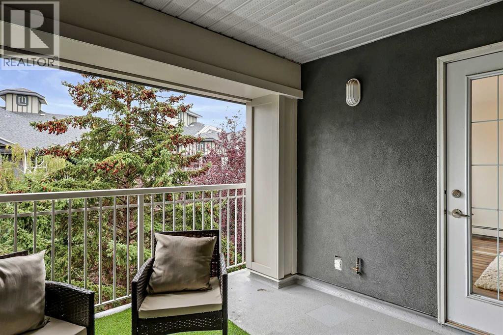 Single Family House for Sale in   Richard Court SW Lincoln Park Calgary 