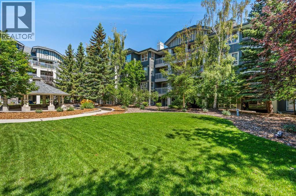 Single Family House for Sale in   Richard Court SW Lincoln Park Calgary 