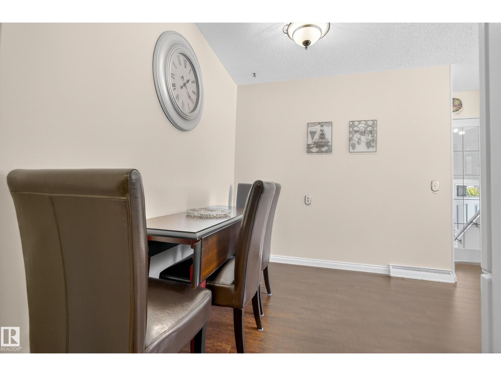 Photo 52 of 8 Gravenhurst Cr, Sherwood Park AB
