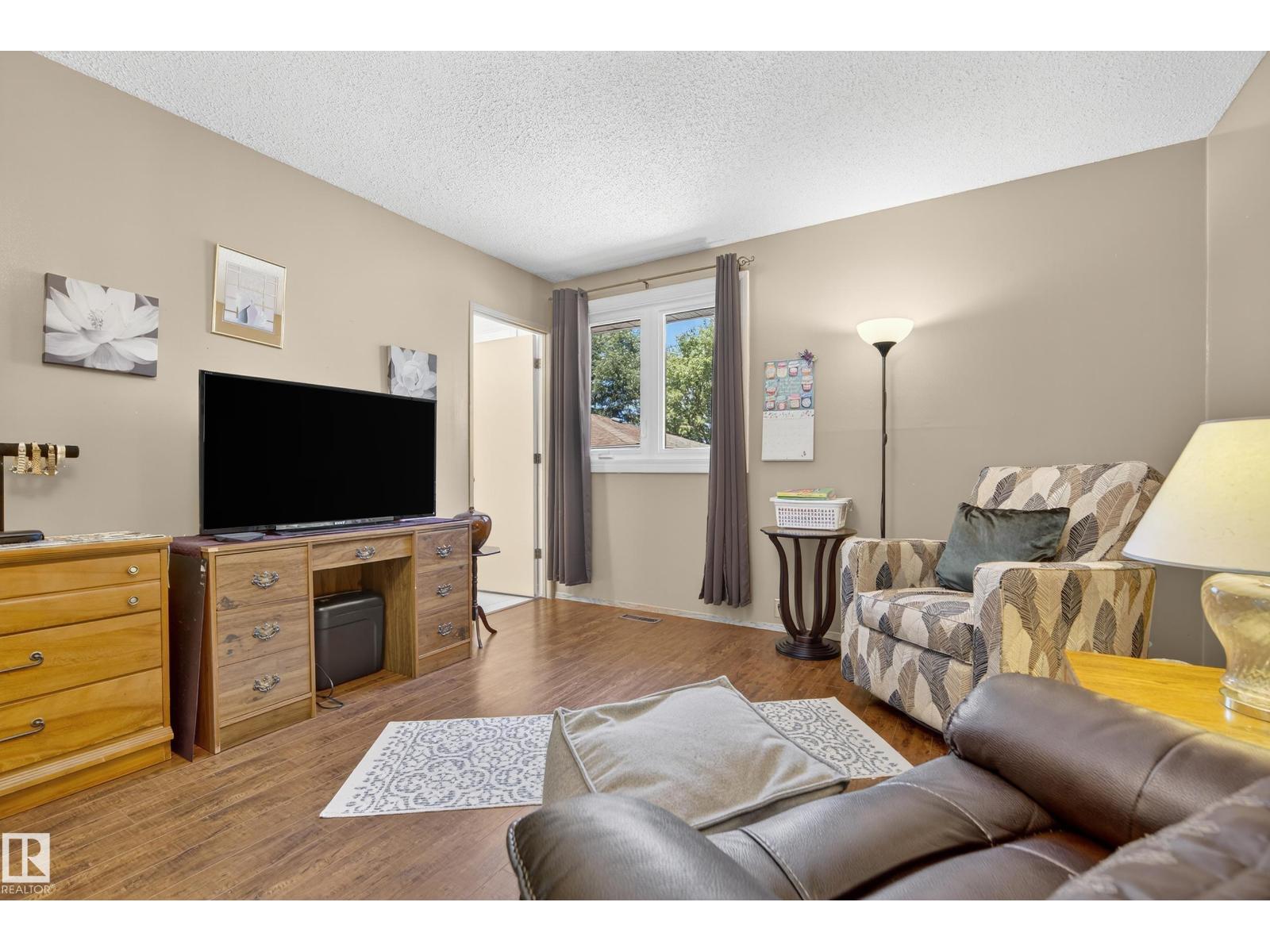 Photo 59 of 8 Gravenhurst Cr, Sherwood Park AB