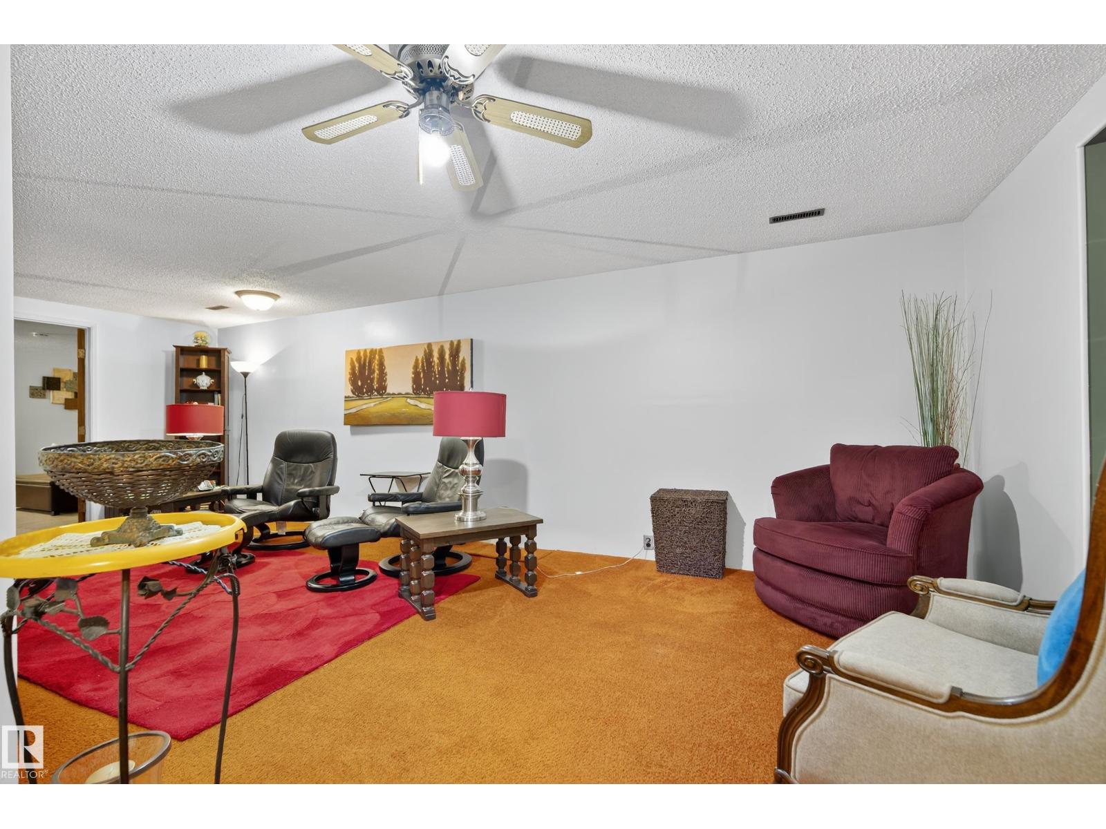 Photo 12 of 8 Gravenhurst Cr, Sherwood Park AB