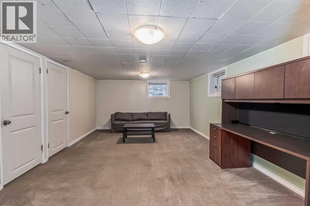 Single Family House Bungalow for Sale in  Broadview Road NW West Hillhurst Calgary 