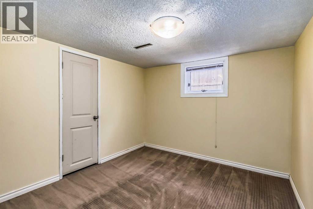 Single Family House Bungalow for Sale in  Broadview Road NW West Hillhurst Calgary 