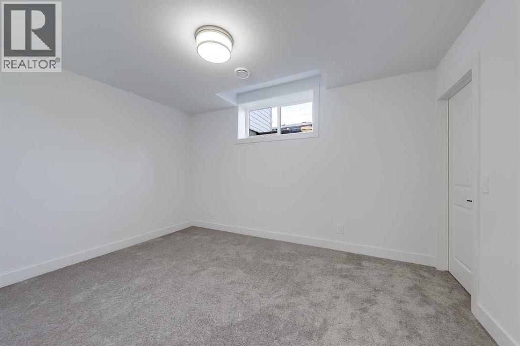 Single Family House for Sale in   Avenue NW Mount Pleasant Calgary 