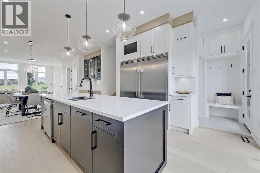 Photo 13 of 5006 22 Street Sw, Calgary AB