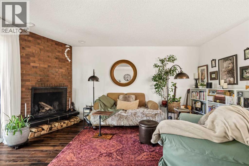 Multi-family House for Sale in  A Street SW Richmond Calgary 